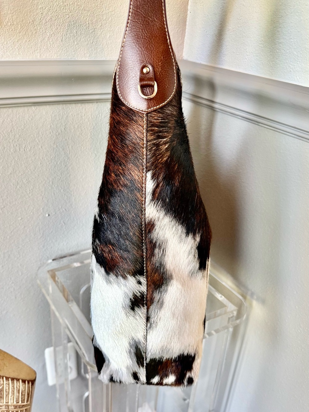 Italian Cowhide Hobo Shoulder with a free Burberry or fendi scarf if over $300. - Picture 3 of 7